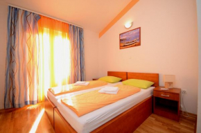 A6 - apt with 2 balconies 5 min walking to beach